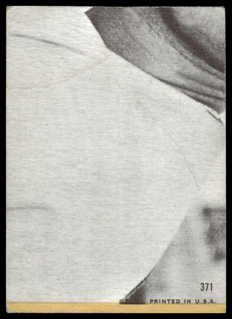 1968 Topps #371 Tony Oliva Minnesota Twins Very Good