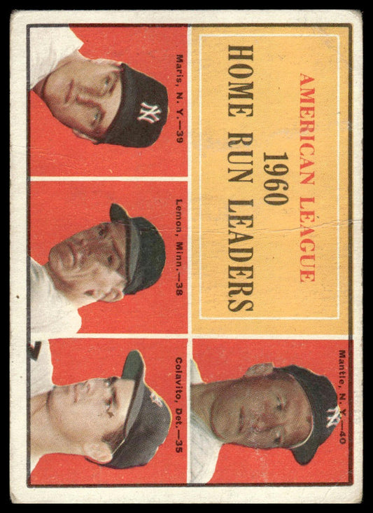 1961 Topps #44 AL 1960 HR Leaders (Mickey Mantle / Roger Maris)